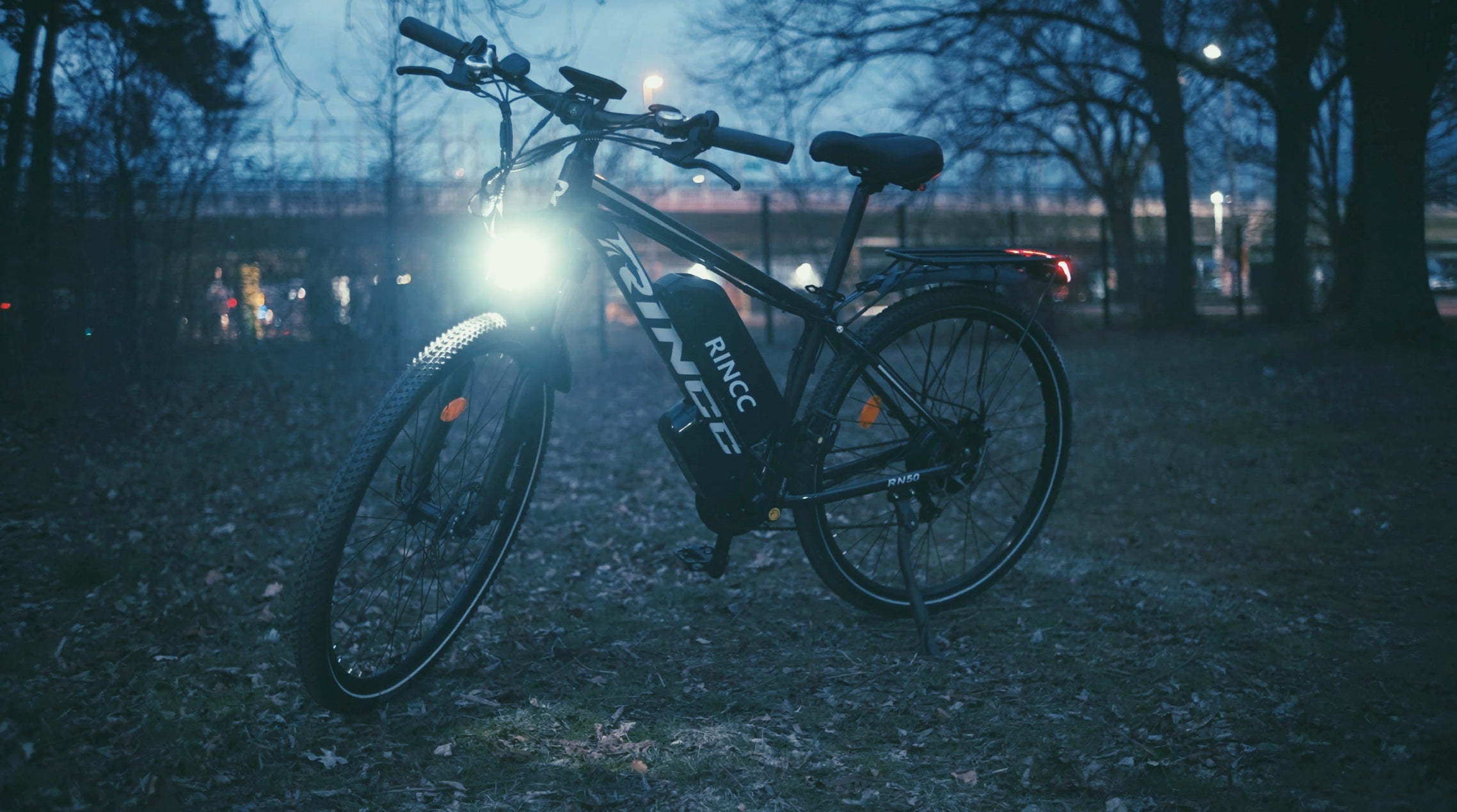 What Are the Different Types of E-Bike Lighting?