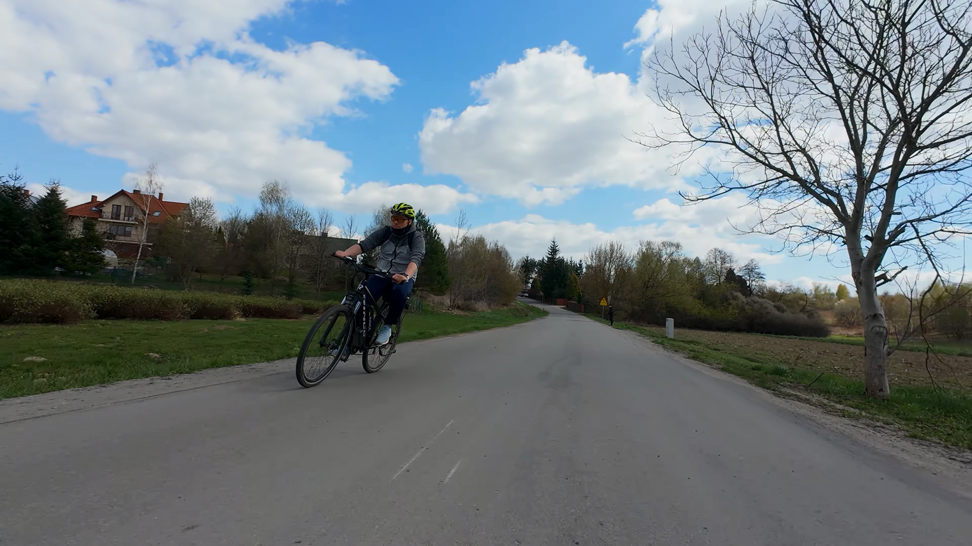 What Are the Different Types of E-Bike Lighting?